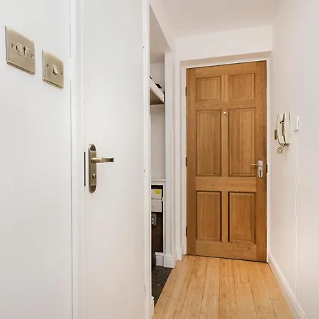 Joivy Welcoming Flat Near Park Apartment Edinburgh Exterior photo